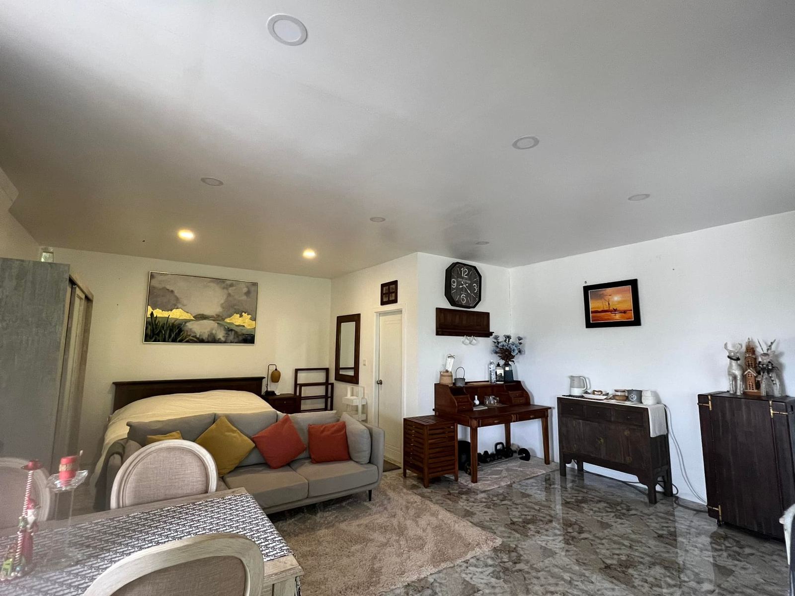 Romduol bedroom